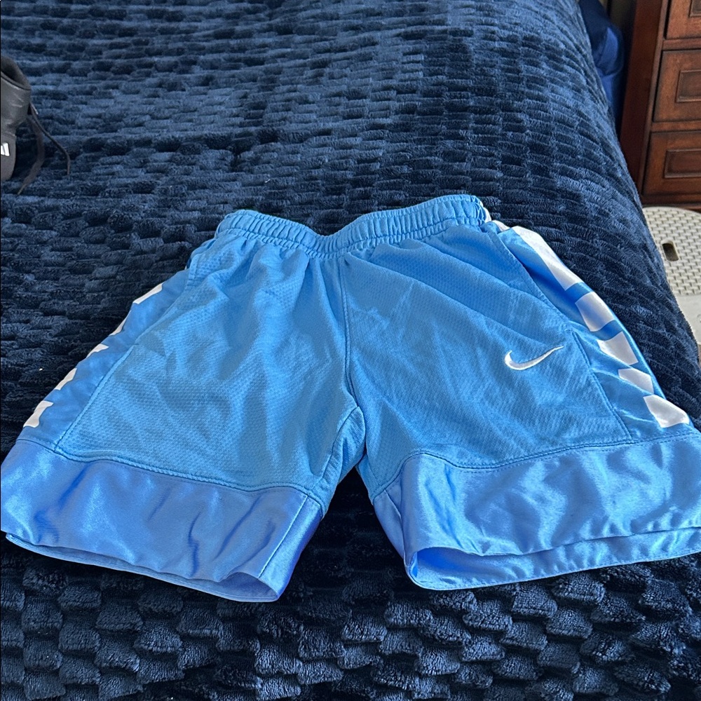 Nike Dri-FIT Elite 23 Big Kids' Basketball Shorts, Light Blue, small